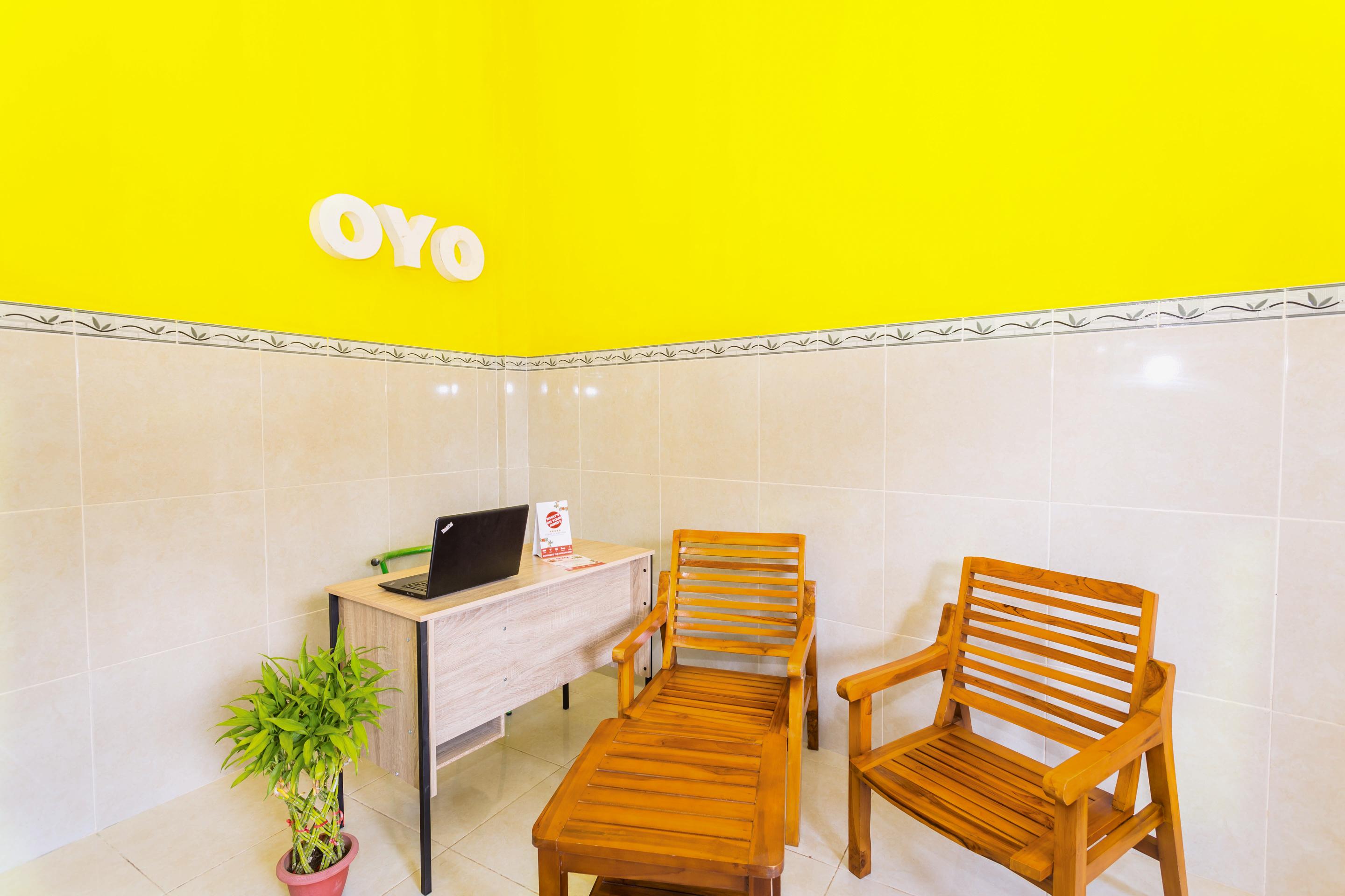 ホテル Oyo 1427 アッザーラ ゲスト ハウス マタラム エクステリア 写真